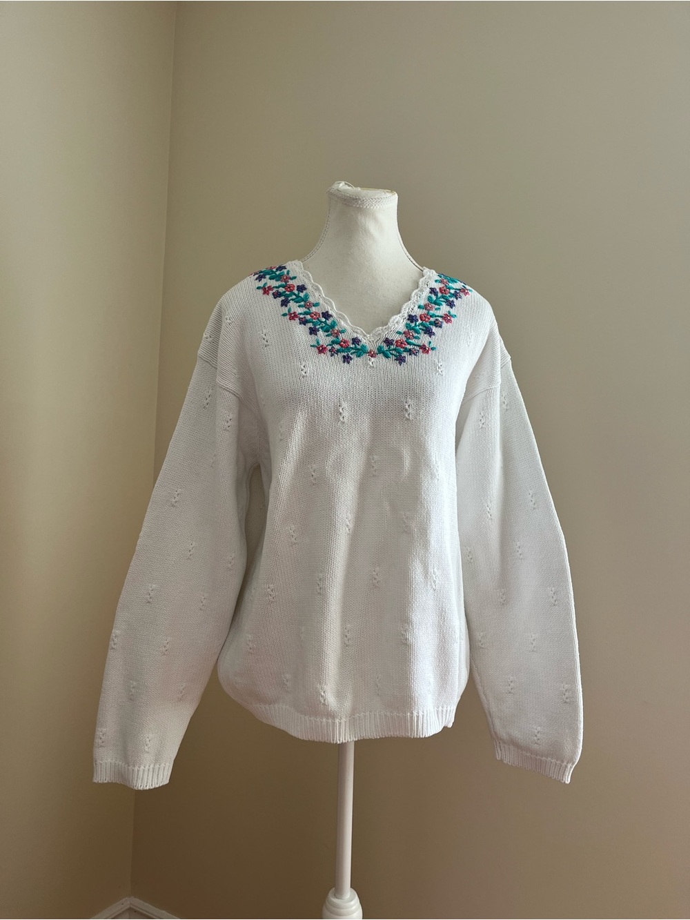 Northern Reflections White V-Neck Sweater with Teal & Pink Embroidery